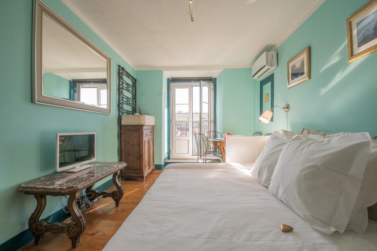 Charming Apartments In The Heart Of Lisbon Exterior photo
